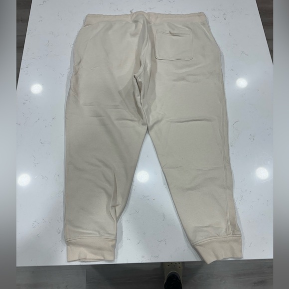 Old Navy Joggers - Picture 5 of 5